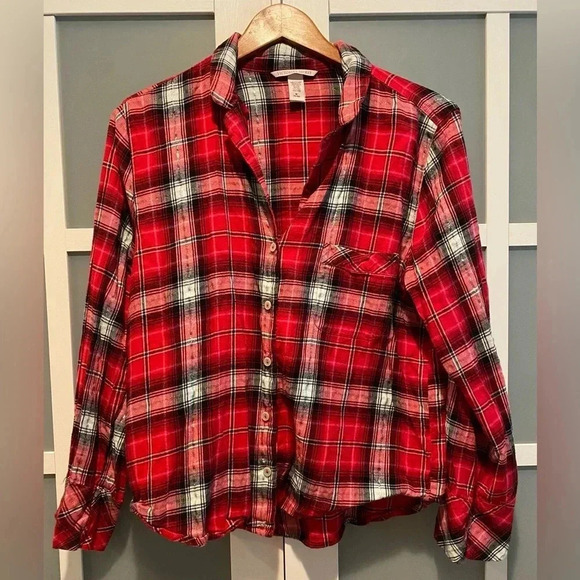 Victoria’s Secret PJ‎ Set Flannel button-up long sleeve top, short bottoms M EUC - Picture 1 of 11